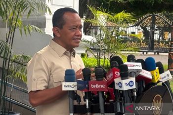 Indonesia keeps subsidized fuel, LPG prices unchanged