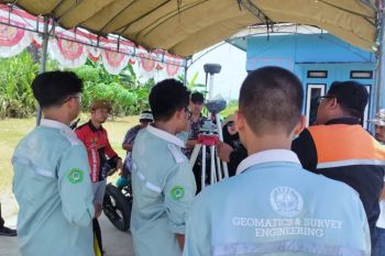 Politani Samarinda latih warga Tanjung Batu lacak batas lahan