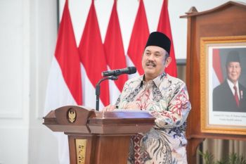 Indonesia must move beyond cheap labor to avoid middle-income trap