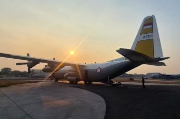 Prabowo sends 50,000 aid packages to quake-hit East Nusa Tenggara