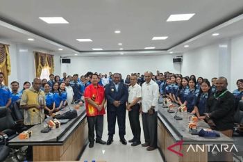 Indonesia Cerdas' teachers bring new hope to children in remote Papua