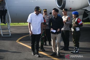 Di Tapanuli, Gubernur Bobby dampingi Wapres Gibran tinjau hunian tetap