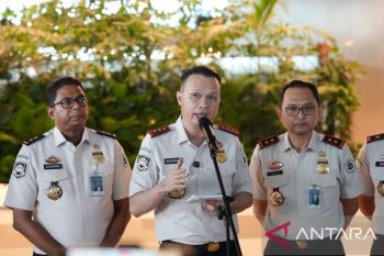 Ditjen Imigrasi: WNA terdampak erupsi gunung Anak Krakatau dapat ITKT