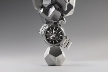 Casio Hadirkan G-SHOCK dengan Sentuhan Metal Elegan lewat Konstruksi Multi-Komponen