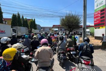 Sistem ganjil genap BBM subsidi berlaku untuk kendalikan antrean