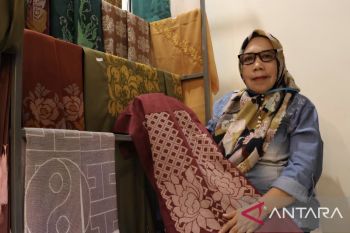 Karawo ikat Gorontalo: Menjaga identitas budaya, menggerakkan ekonomi
