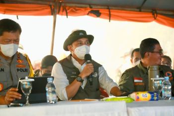 Menhut cabut lima izin perusahaan terkait karhutla Kalimantan, satu diantaranya di Kalbar