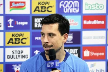 Persib vs Dewa United: Thom Haye minta rekannya waspadai amunisi baru anak asuh lawan