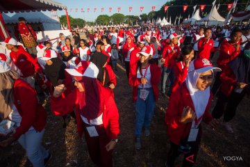SMN DI YOGYAKARTA IKUTI JALAN SEHAT BUMN