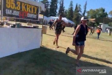 Siswa SMA di California mengamuk tembaki teman-temannya