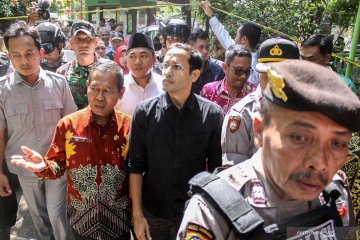 Mendikbud kunjungi keluarga korban SD ambruk
