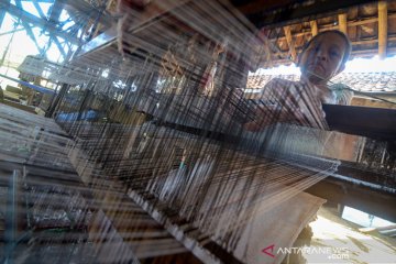 Industri Tekstil Tradisional Ibun