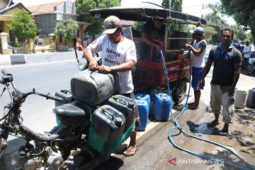 Warga Kesulitan Air