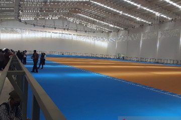 Klemen Tinal dan arena sepatu roda standar internasional di PON papua