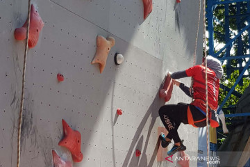 Aries Susanti targetkan emas panjat tebing PON Papua