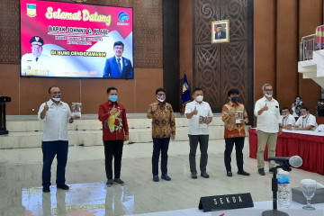 Cek infrastruktur telekomunikasi PON, Menkominfo kunjungi Papua
