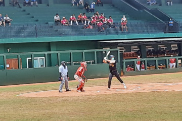 Tim Bisbol Lampung lumat Jakarta 13-10