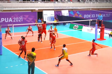 Voli Papua kandaskan Sulut lewat rubber set