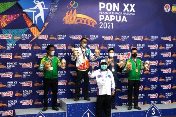 Atlet veteran Papua James Lengkang sumbang emas perdana dari biliar