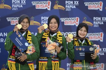 Tim panahan putri Jawa Timur rebut emas PON Papua