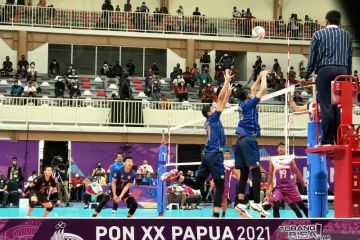 Jabar hentikan Jateng dalam empat besar voli putri PON Papua