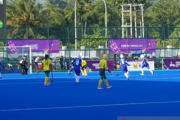 Bekuk tuan rumah, tim hoki putra kaltim berpeluang tembus final