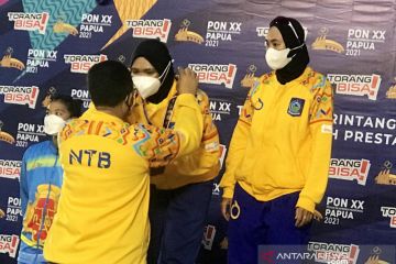 NTB-1 pertahankan tradisi emas voli pasir putri tiga kali beruntun