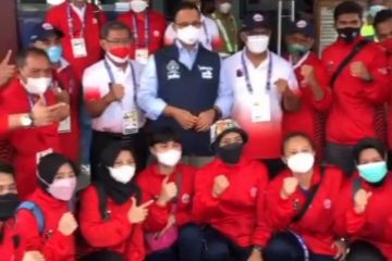 Anies Baswedan janji naikkan bonus atlet DKI peraih medali PON Papua