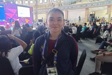 Putri Jabar dan Lampung bersaing ketat di angkat berat PON Papua