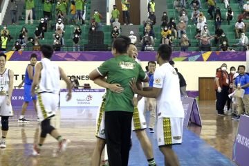 Tim bola basket 5x5 putra Jatim raih perunggu
