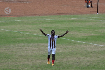 Trigol Ricky antarkan sepak bola Papua juarai Grup A