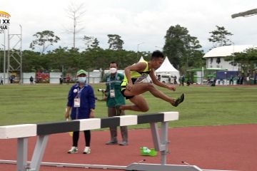 Atjong sumbang medali emas bagi Jatim dari halang rintang putra