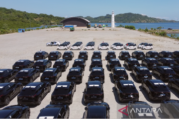Pelindo layani pengiriman 200 unit mobil listrik dukung KTT ASEAN 2023