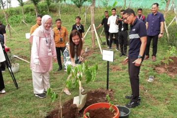 Jumpai ASEAN Youth, Sandiaga soroti kontribusi anak muda bagi kawasan