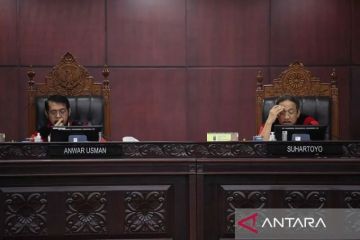 Survei: 59,3 persen publik percaya Jokowi tidak ikut campur putusan MK