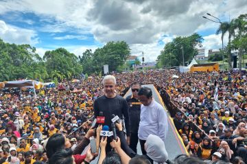 Ganjar berkampanye mulai dari Papua dan Mahfud dari Aceh