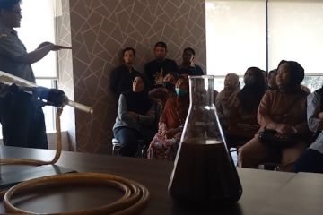 Disnaker Madiun latih petani tentang diversifikasi produk tembakau