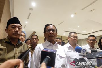 Mahfud janji beri perhatian khusus pada pesantren di Indonesia