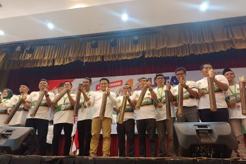 Muhaimin kukuhkan sukarelawan Satu Juta Jubir Desa AMIN