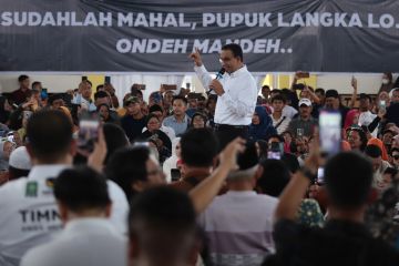 Anies kunjungi Solok berjanji bawa perubahan nasib keluarga