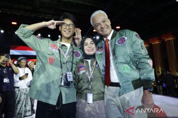 Pascadebat, Ganjar dapat pelukan hangat dari anak dan istri