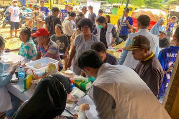 TKN Fanta & Partai Prima gelar cek kesehatan gratis di Menteng, Jaksel