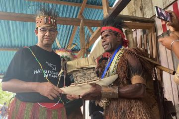 Anies janji bangun rumah layak huni di Kampung Rufei Sorong