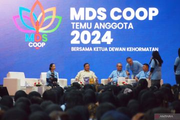 Prabowo puji Rini Soemarno di hadapan ribuan anggota MDS Coop