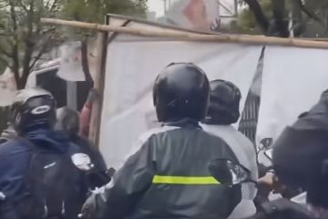 Bawaslu Jakbar masih telusuri kasus baliho APK timpa pengendara motor