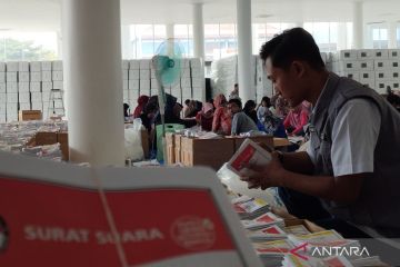 Bawaslu kawal pengemasan logistik pemilu untuk pastikan tepat jumlah