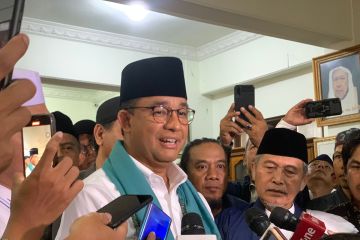 Anies berkomitmen kaji ulang UU Ciptaker 