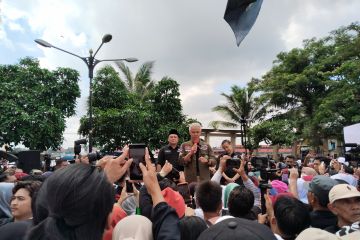 Ganjar sebut KTP sakti untungkan pengemudi perahu ketek