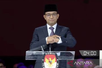 Debat Capres - Anies: Negara tidak berdagang dengan rakyat