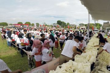 Relawan Ganjar-Mahfud sediakan tebus murah sembako guna raup suara